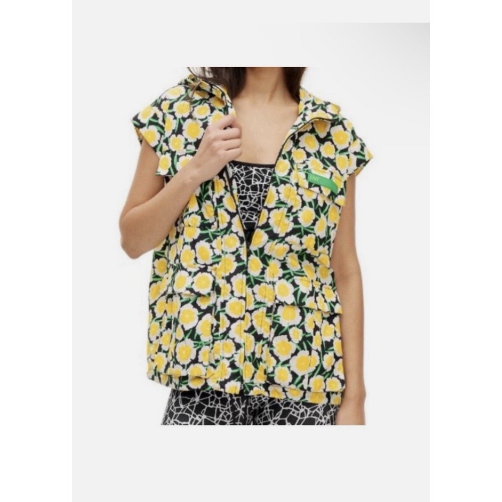 Diane Von Furstenberg x Target Nylon Packable Yellow Poppy Short Sleeve Vest Lg